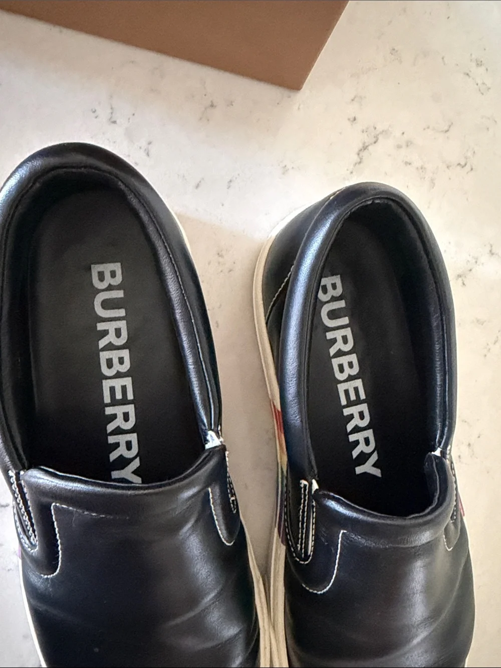 Burberry Black Leather Slip-On Sneakers with Rainbow Stripe  display picture 1